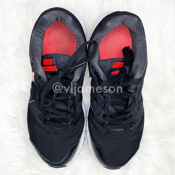 Nike Downshifter 6.0 Tennis Shoes - Picture 3 of 5